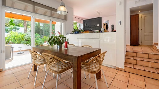 Villa Blanca Santa Eulalia Dining area