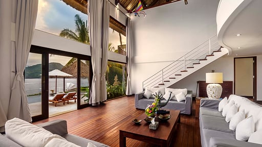 Villa Blanca Living room