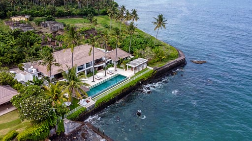 Villa Blanca Drone pictures