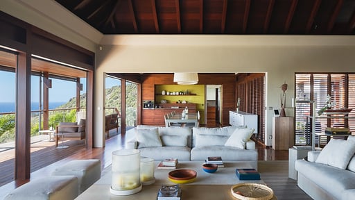 Villa Blue Dragon Salon