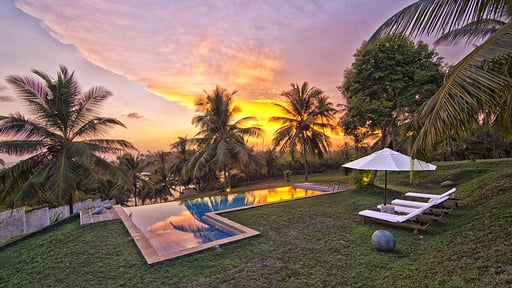 Villa Blue Heights Swimming pool