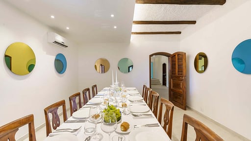 Villa Blue Moon Dining area