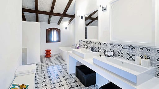 Villa Blue Moon Bedroom 1