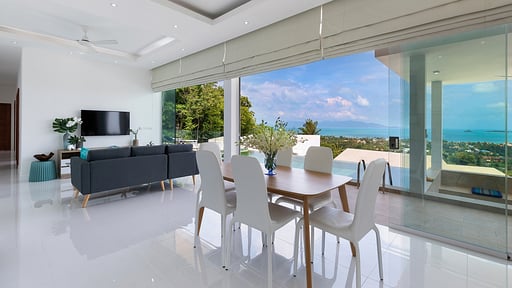 Villa Blue Munii Dining area