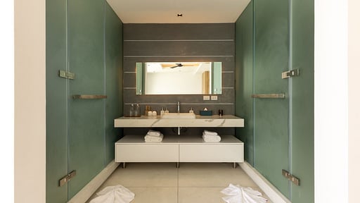 Villa Blue View Luxe Bedroom 5