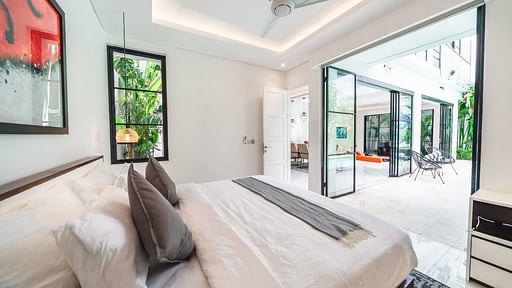 Villa Blue Water Bedroom 1