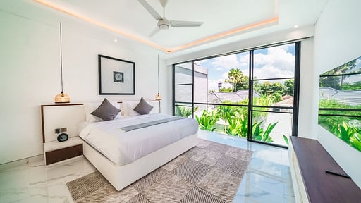 Villa Blue Water Bedroom 3