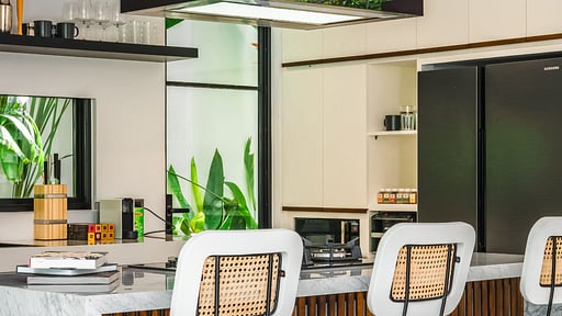 Villa Blue Water Kitchen
