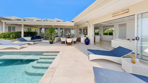 Villa Blue Water Swimming pool