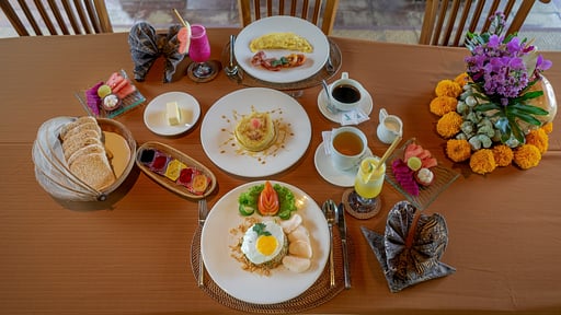 Villa Bodhi Dining area