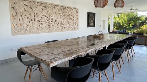 Villa Bogor Dining area