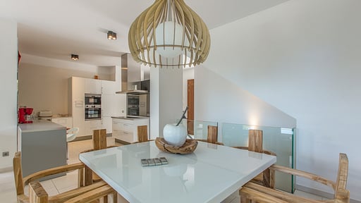 Villa Bold Times Zona de comedor