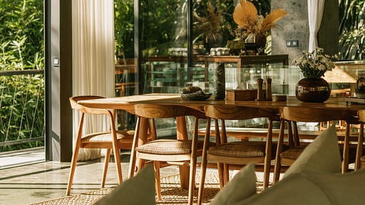 Villa Bond Ubud Dining area