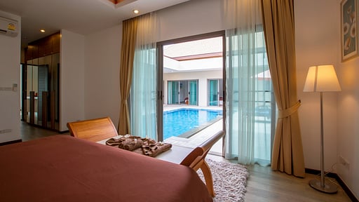 Villa Bond Bedroom 1