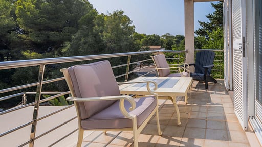 Villa Bonferrer Otros