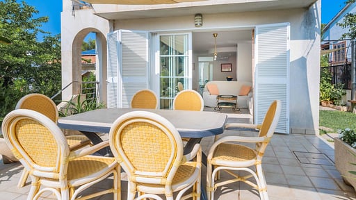 Villa Bonferrer Zona de comedor