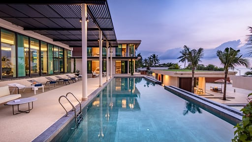Villa Boonta Swimming pool 1