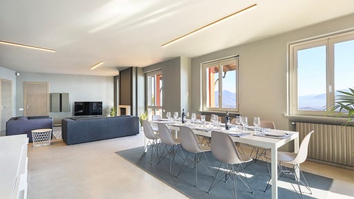 Villa Borromeo Dining area