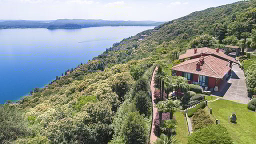 Villa Borromeo Surroundings