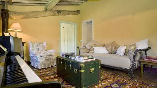 Villa Bottino Media room