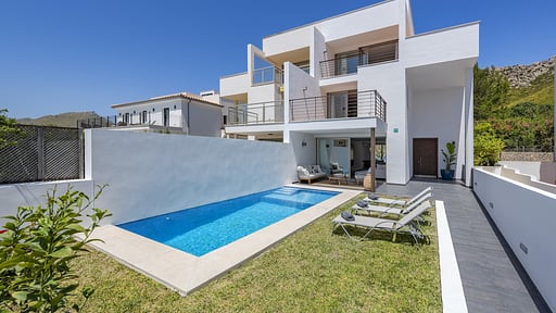 Villa Bouquerre Swimming pool