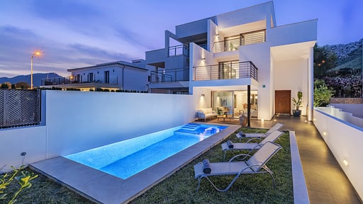 Villa Bouquerre Swimming pool