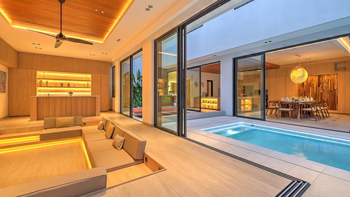 Villa Brandon Salon