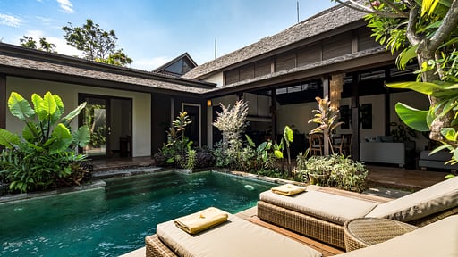 Villa Bugenvil Bumbak Piscine