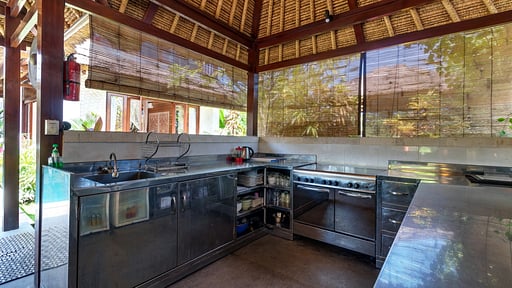 Villa Bukit Lembongan 1 Kitchen