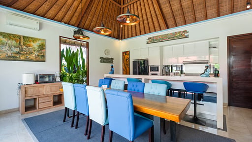 Villa Bulan Dining area
