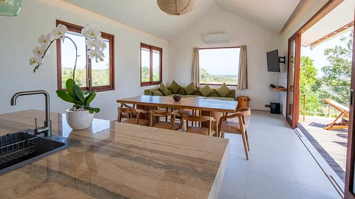 Villa Bumi Dining area