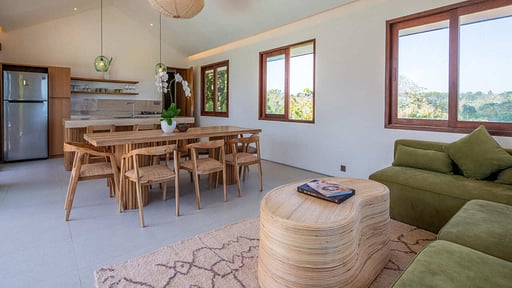 Villa Bumi Dining area