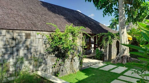 Villa Bunga Pangi Garden