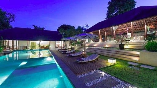 Villa Bunga Pangi Swimming pool