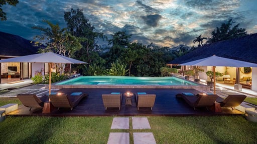 Villa Bunga Pangi Swimming pool