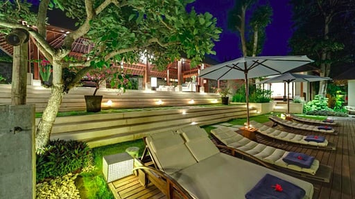 Villa Bunga Pangi Garden