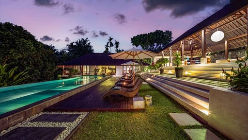 Villa Bunga Pangi Swimming pool
