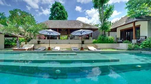 Villa Bunga Pangi Swimming pool