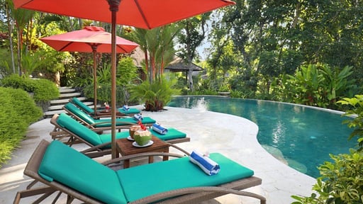 Villa Bunga Wangi Swimming pool