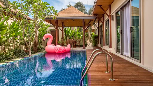 Villa Buton Swimming pool