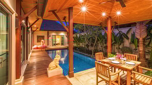 Villa Buton Swimming pool