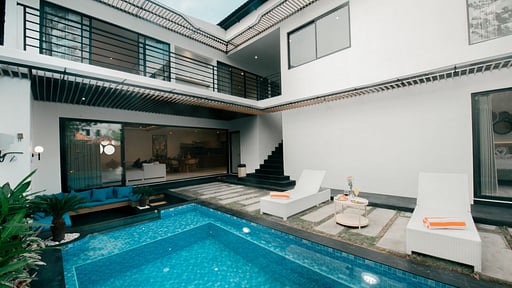 Villa Butterfly Swimming pool