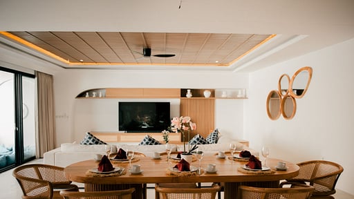 Villa Butterfly Dining area