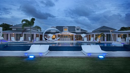 Villa C'est La Vie Autres