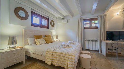 Villa Ca Na Cati Bedroom 1