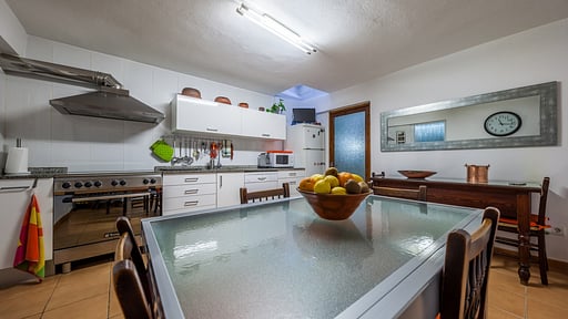 Villa Ca Na Mariona Dining area