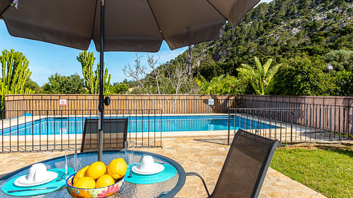 Villa Ca Na Milagros Бассейн