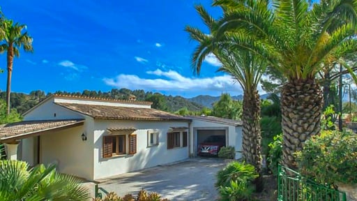 Villa Ca Na Xisca II Парковочные места