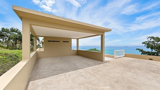 Villa Cabo Parking areas