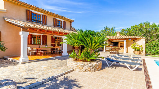 Villa Cadmium Others